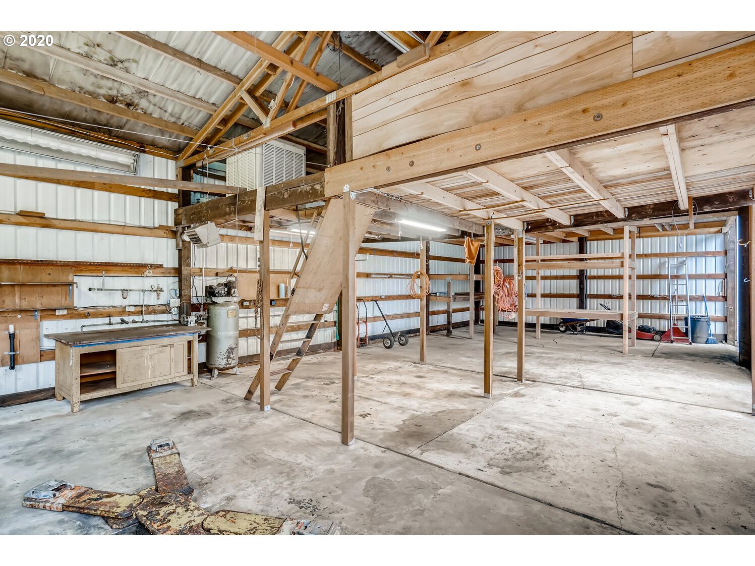 9490 Southwest Morrison Street Portland, OR 97225 - Photo 25 of 29 Gallery Image 25