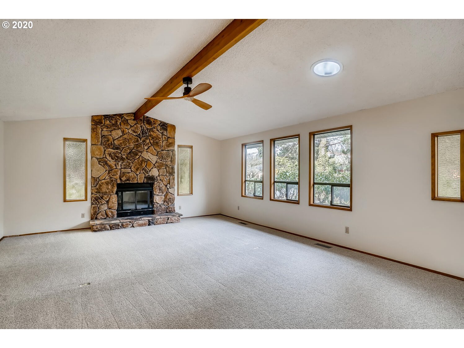 9490 Southwest Morrison Street Portland, OR 97225 - Photo 5 of 29 Gallery Image 5