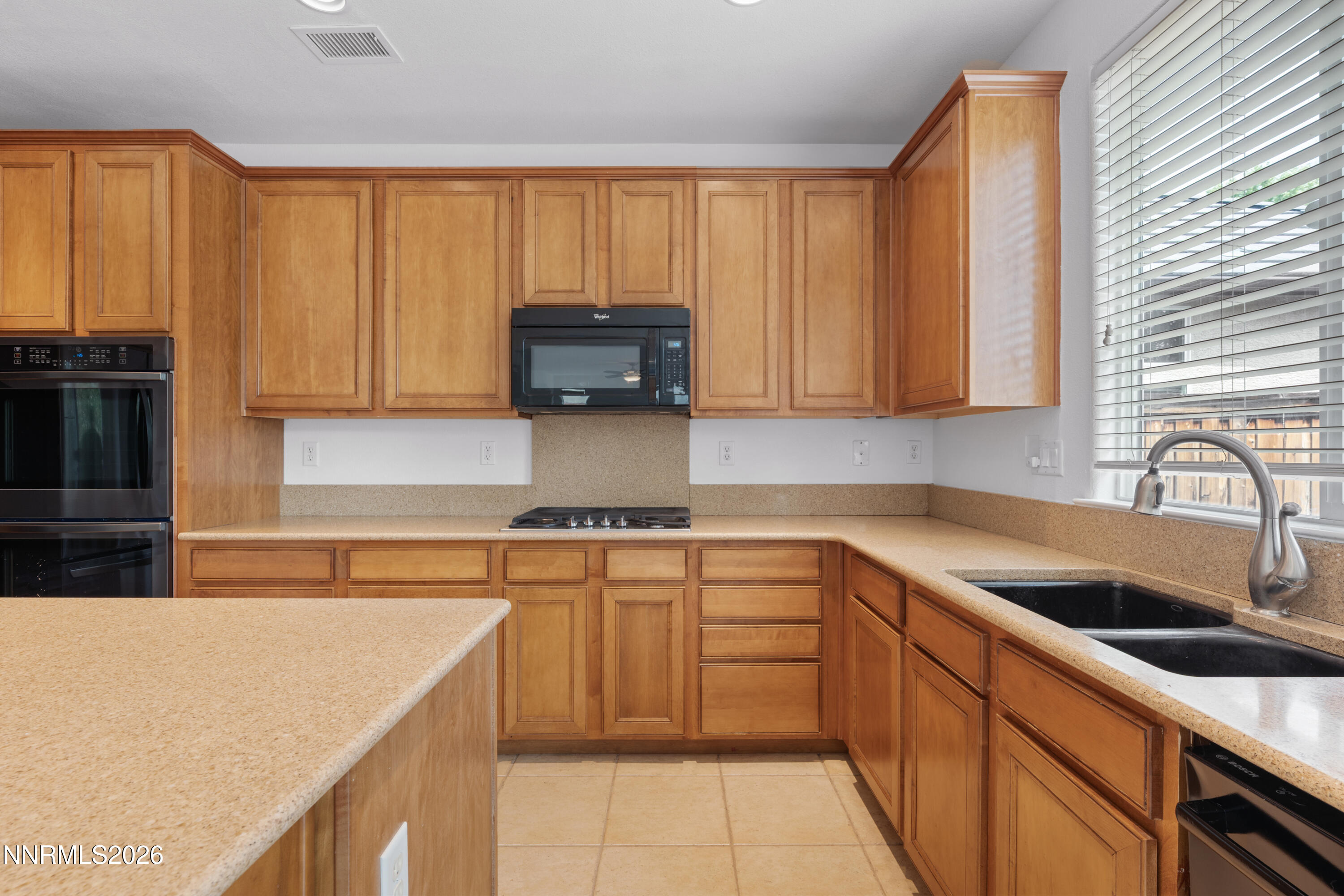 11230 Messina Way Reno, NV 89521 - Photo 23 of 68 A7V05702