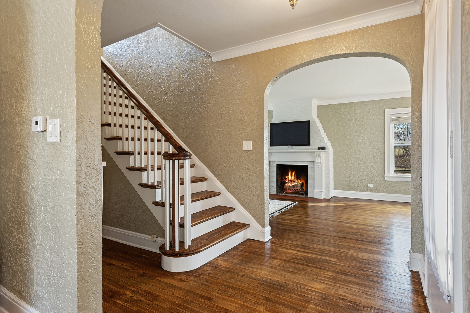 71 Church Road Winnetka, IL 60093 - Photo 4 of 28