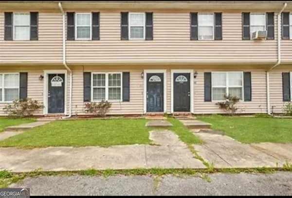 $95,000 | 1100 Pineland Avenue, Unit 2D, Hinesville, GA 31313