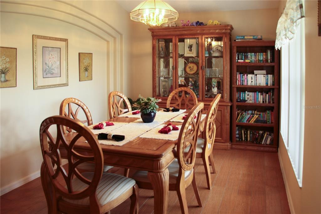 2643 Oneida Loop Kissimmee, FL 34747 - Photo 7 of 93 Gallery Image 7