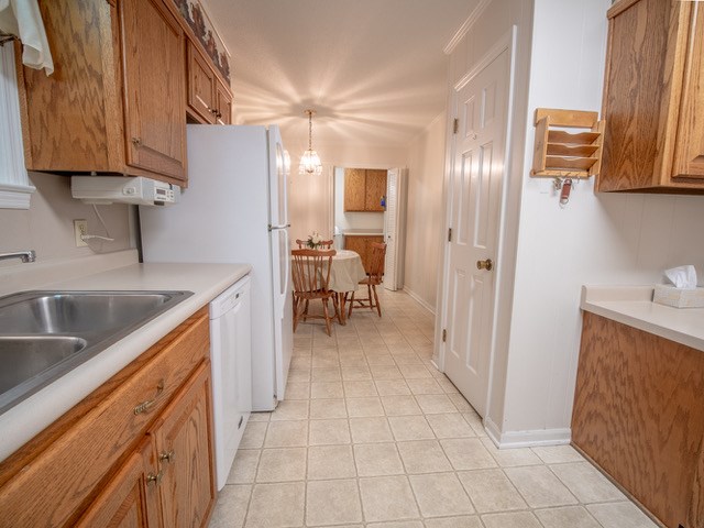 301 Forrest Park Road Dalton, GA 30721 - Photo 12 of 58 Gallery Image 12