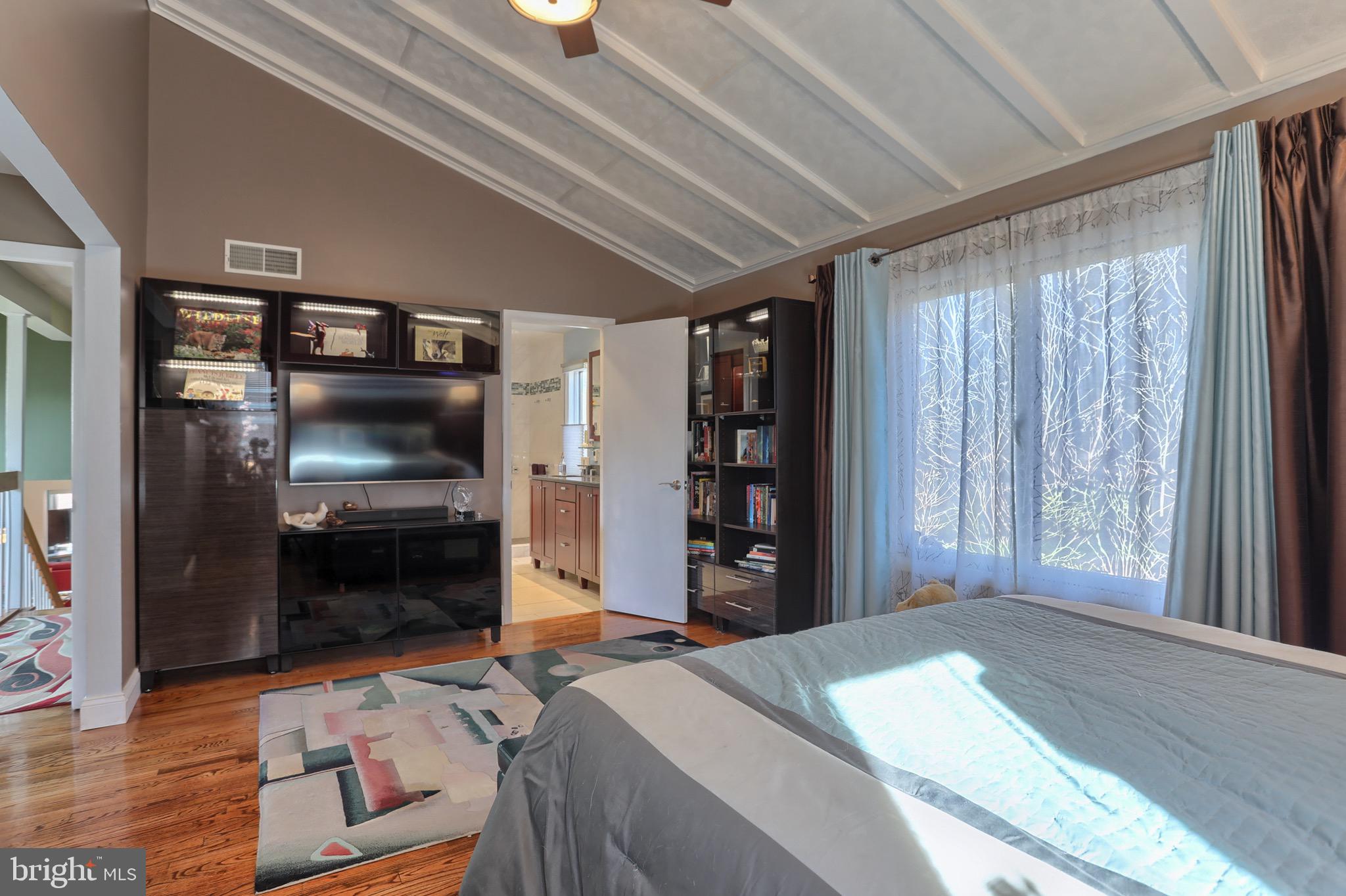 36 Banbury Road Hummelstown, PA 17036 - Photo 25 of 53 Master Bedroom