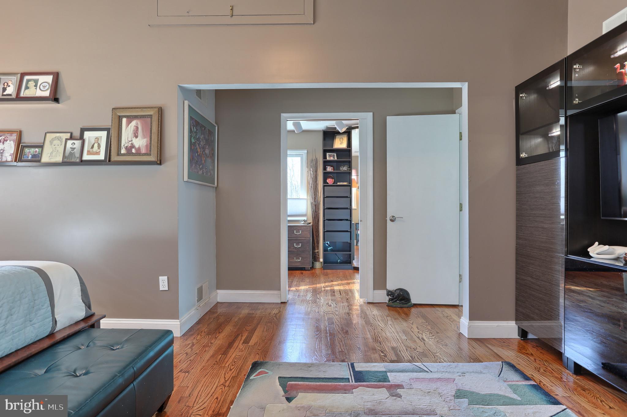 36 Banbury Road Hummelstown, PA 17036 - Photo 26 of 53 Hallway to Master Dressing Area