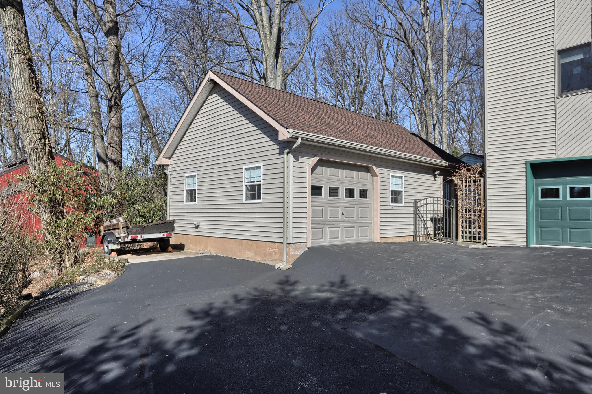 36 Banbury Road Hummelstown, PA 17036 - Photo 33 of 53 View of Detached garage