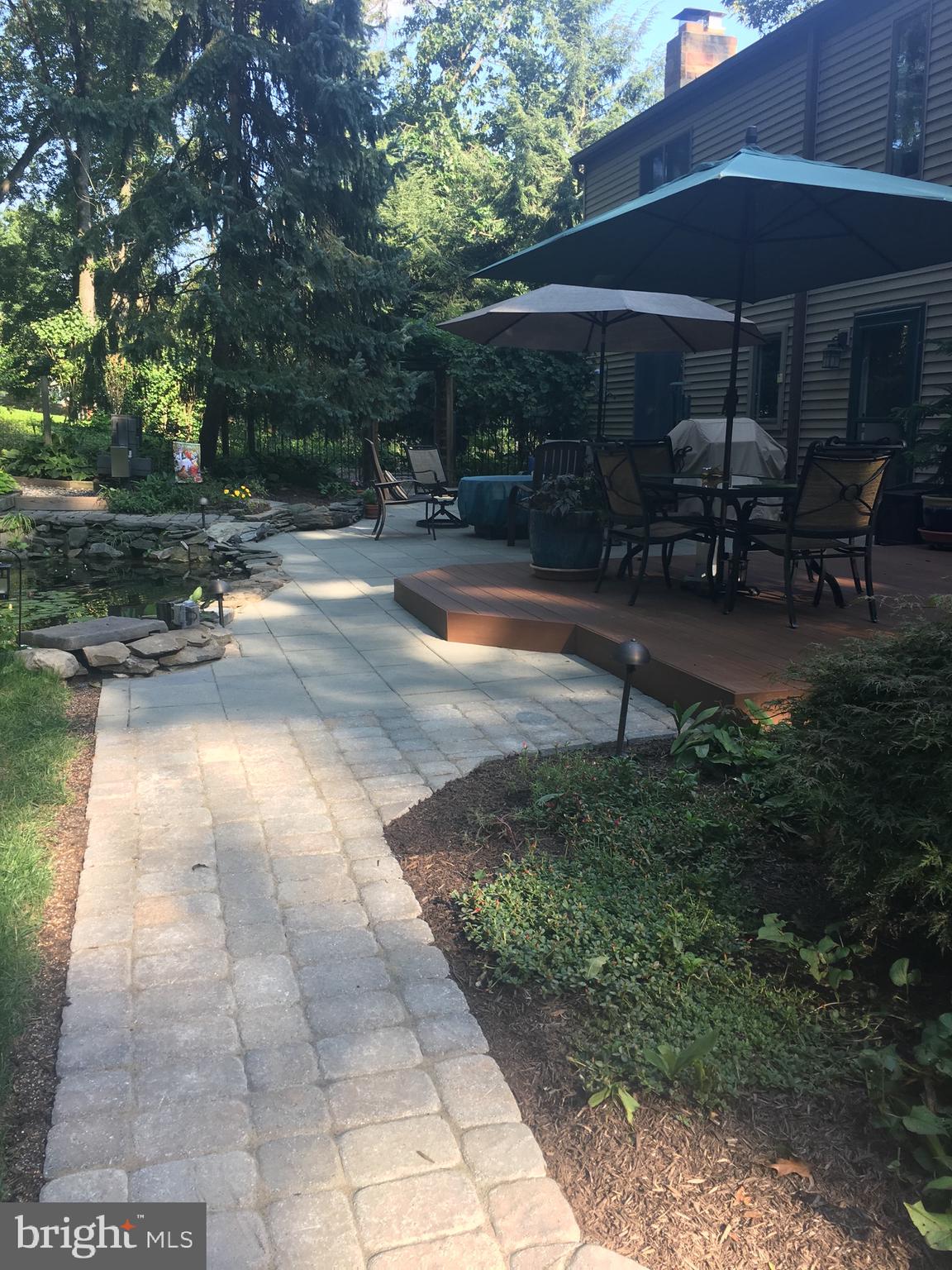 36 Banbury Road Hummelstown, PA 17036 - Photo 50 of 53 Pavers to patio and deck