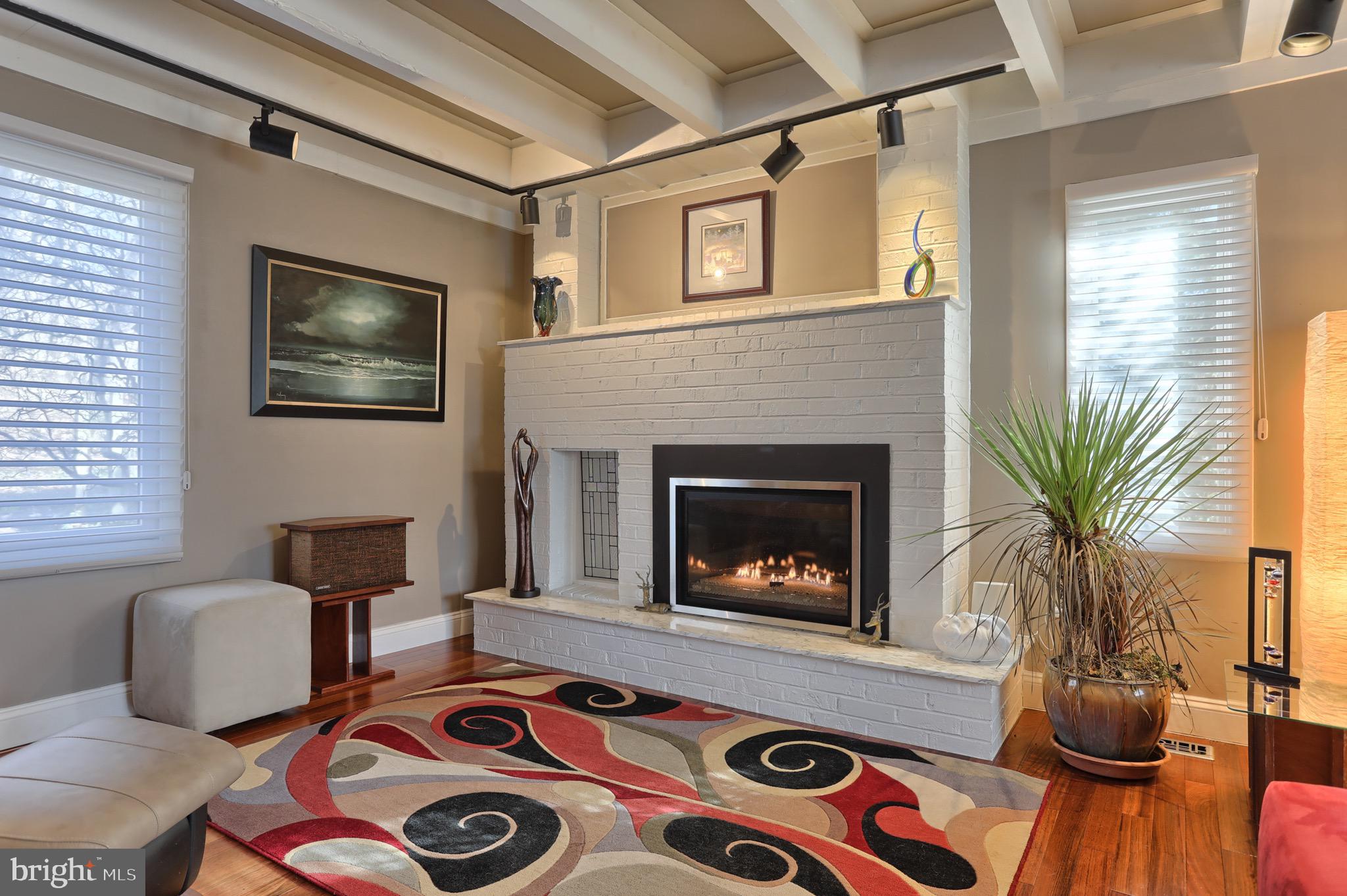 36 Banbury Road Hummelstown, PA 17036 - Photo 6 of 53 Living Room with Gas Fireplace