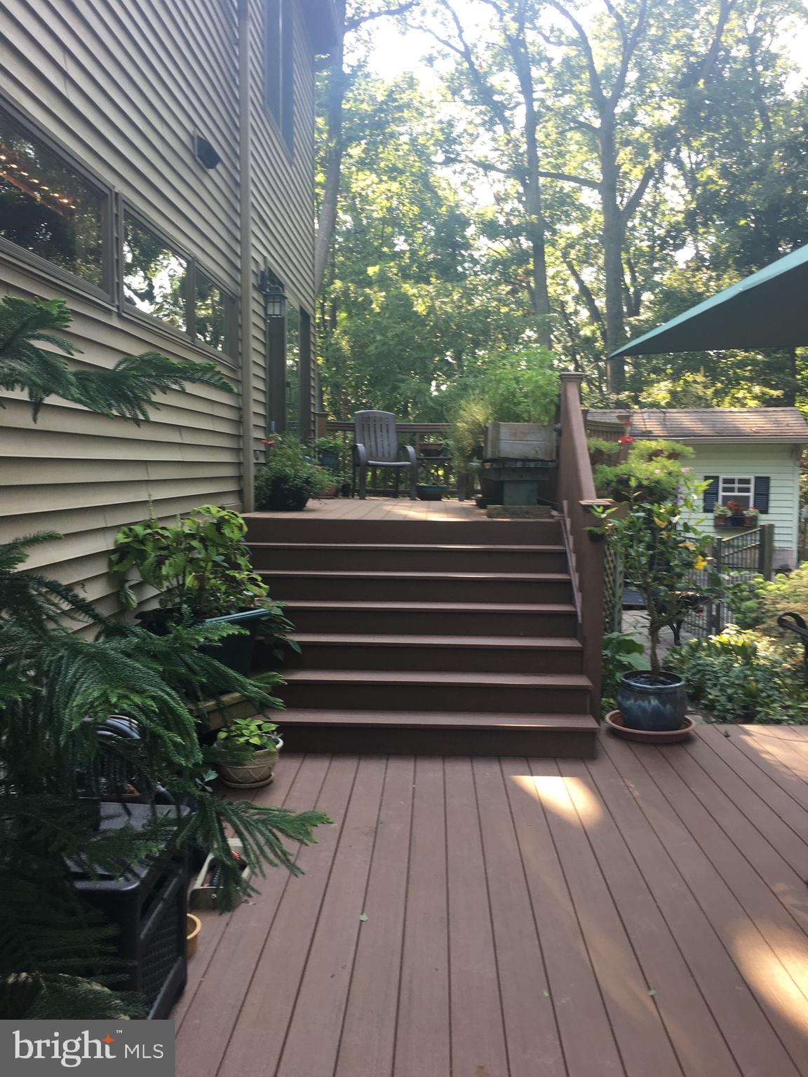 36 Banbury Road Hummelstown, PA 17036 - Photo 51 of 53 Steps to Kitchen from deck