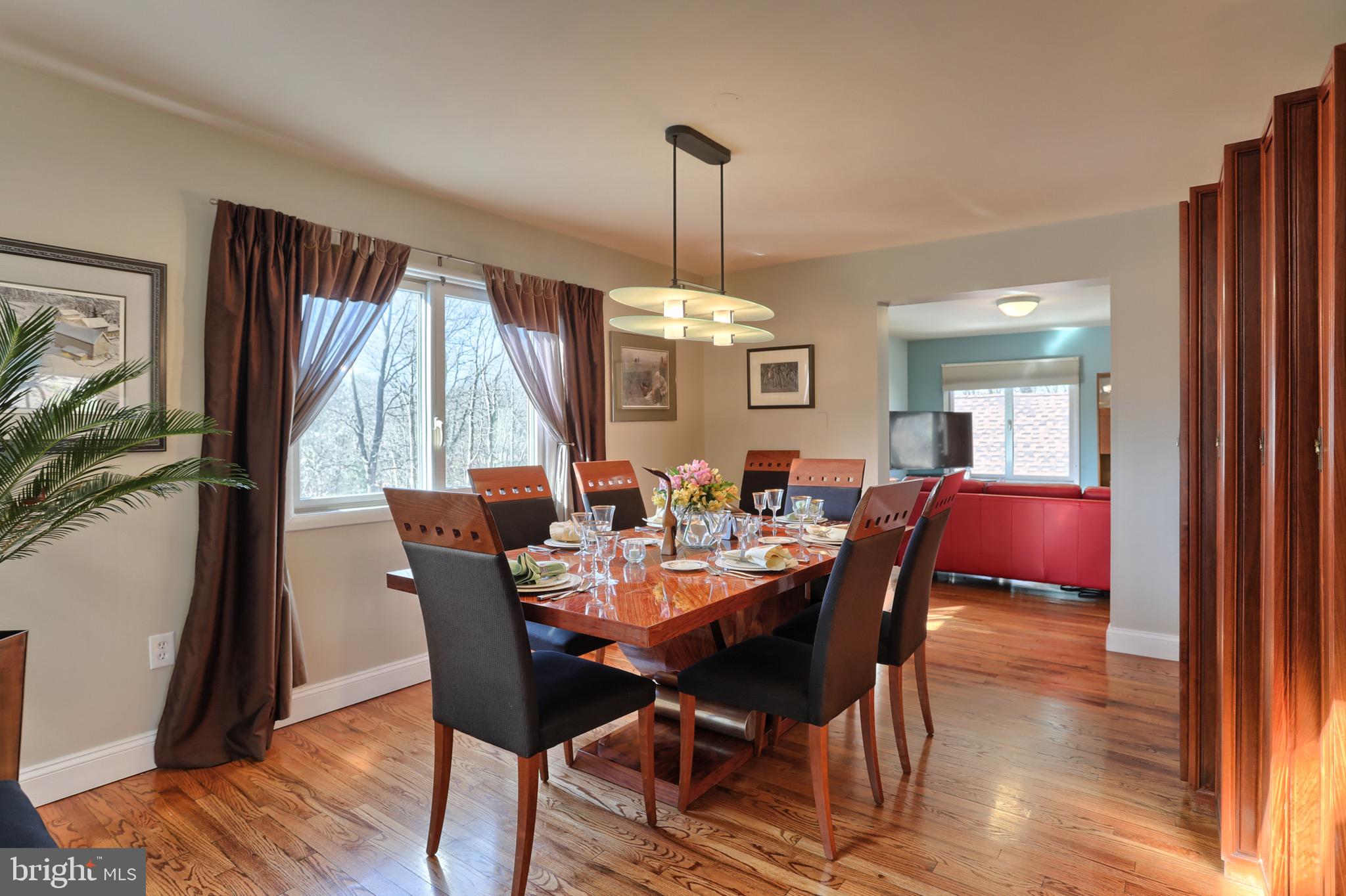 36 Banbury Road Hummelstown, PA 17036 - Photo 8 of 53 Dining Room