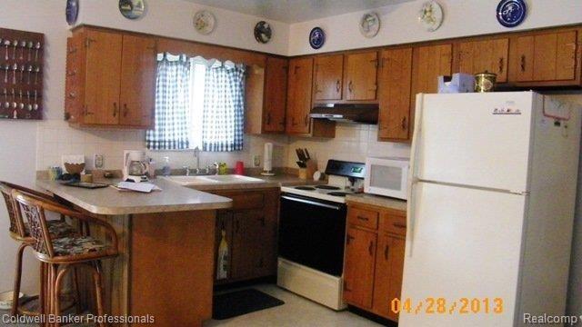 5318 Martus Road North Branch, MI 48461 - Photo 6 of 17 100_4298.jpg