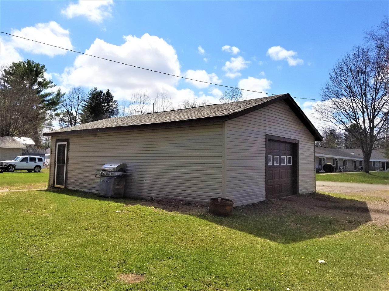 5235 Lakeview Avenue Mercer, WI 54547 - Photo 4 of 35 Gallery Image 4