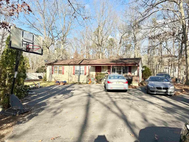 a car parked in front of a building