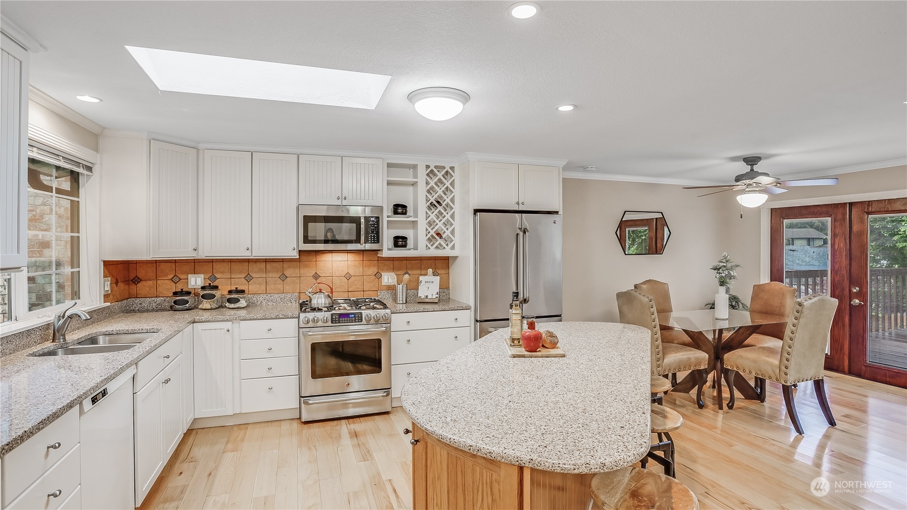 12940 Southeast 185th Street Renton, WA 98058 - Photo 9 of 30 Gallery Image 9