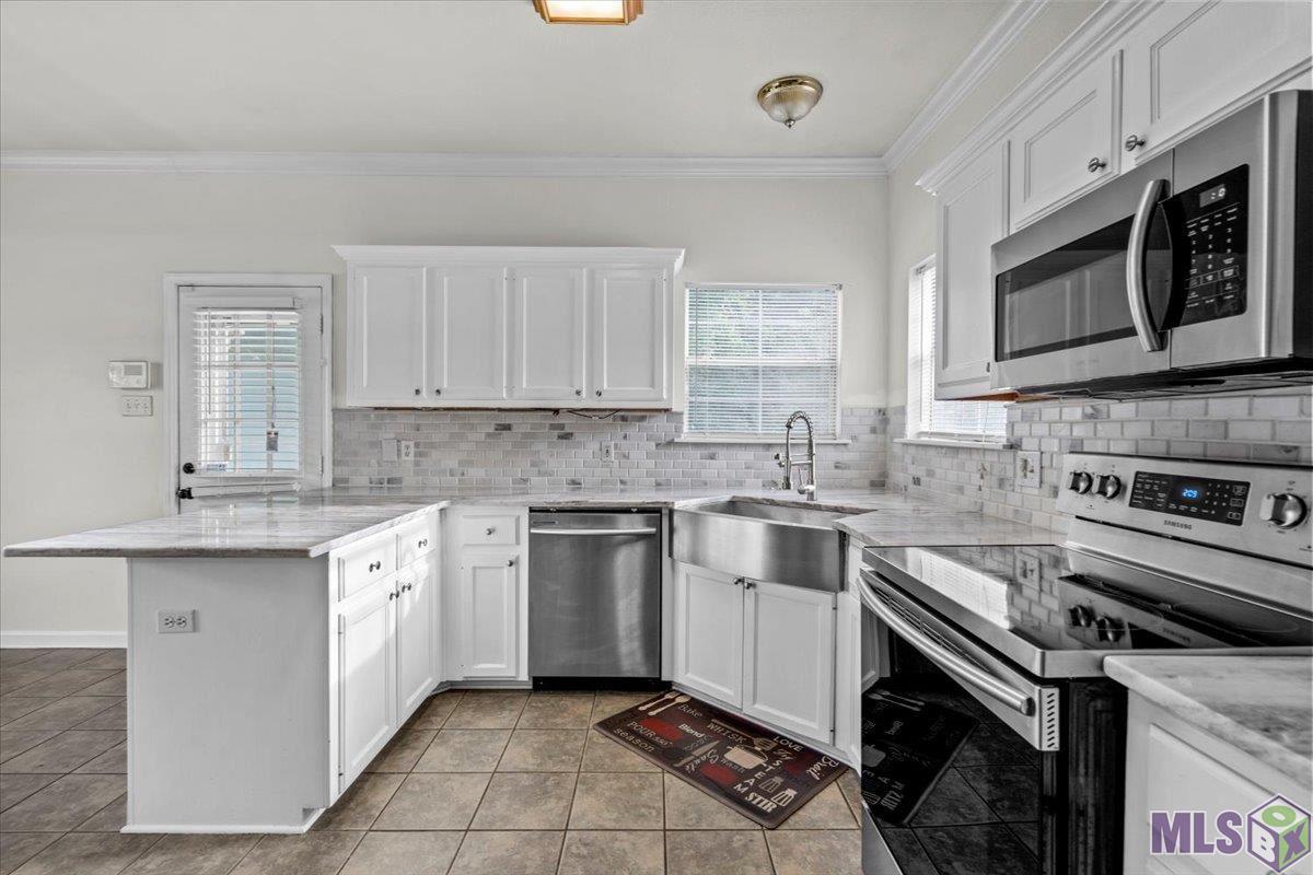 9824 Blakemore Avenue Baton Rouge, LA 70810 - Photo 12 of 20 Gallery Image 12