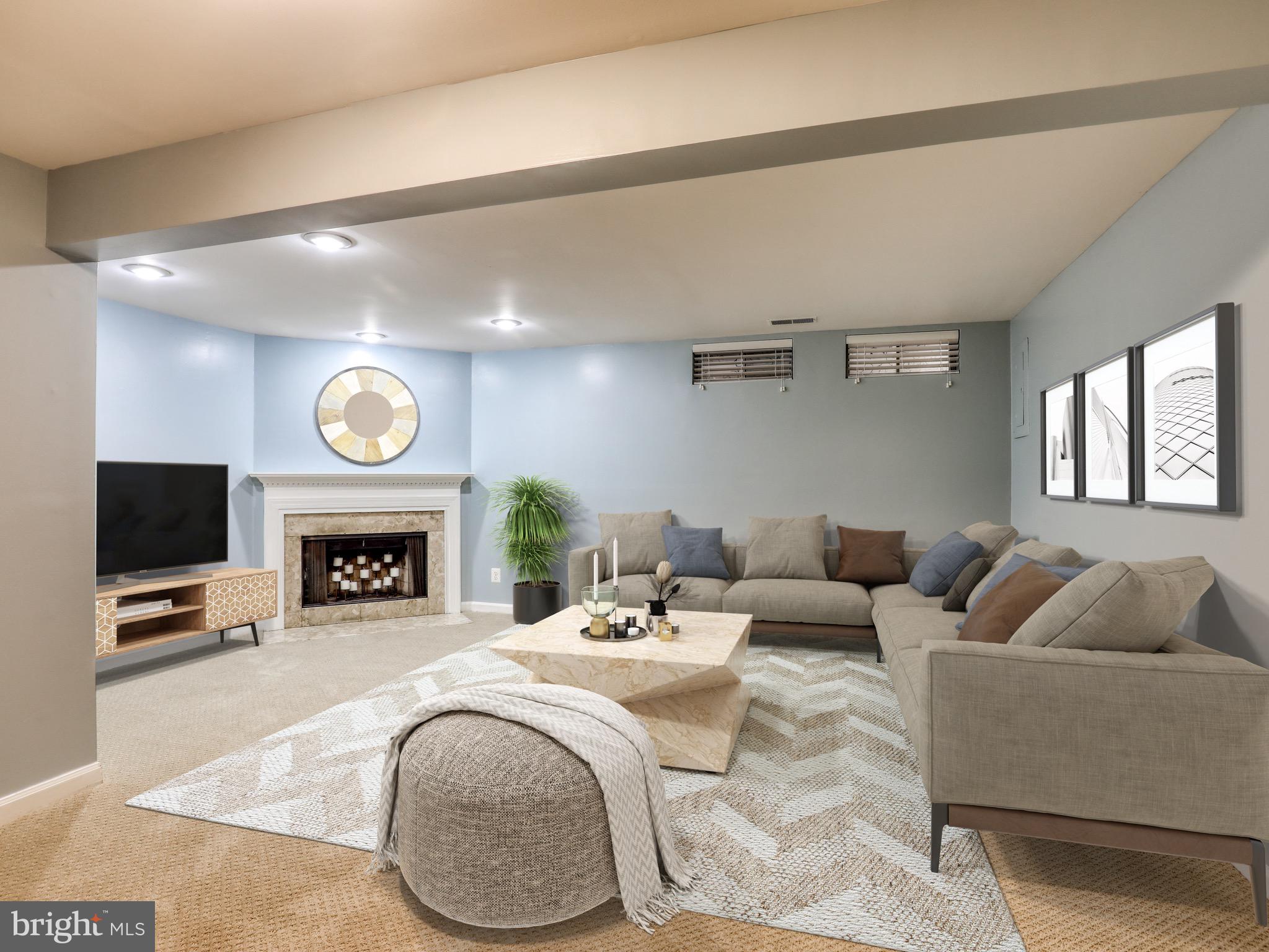 43884 Laburnum Square Ashburn, VA 20147 - Photo 21 of 23 Virtually Staged