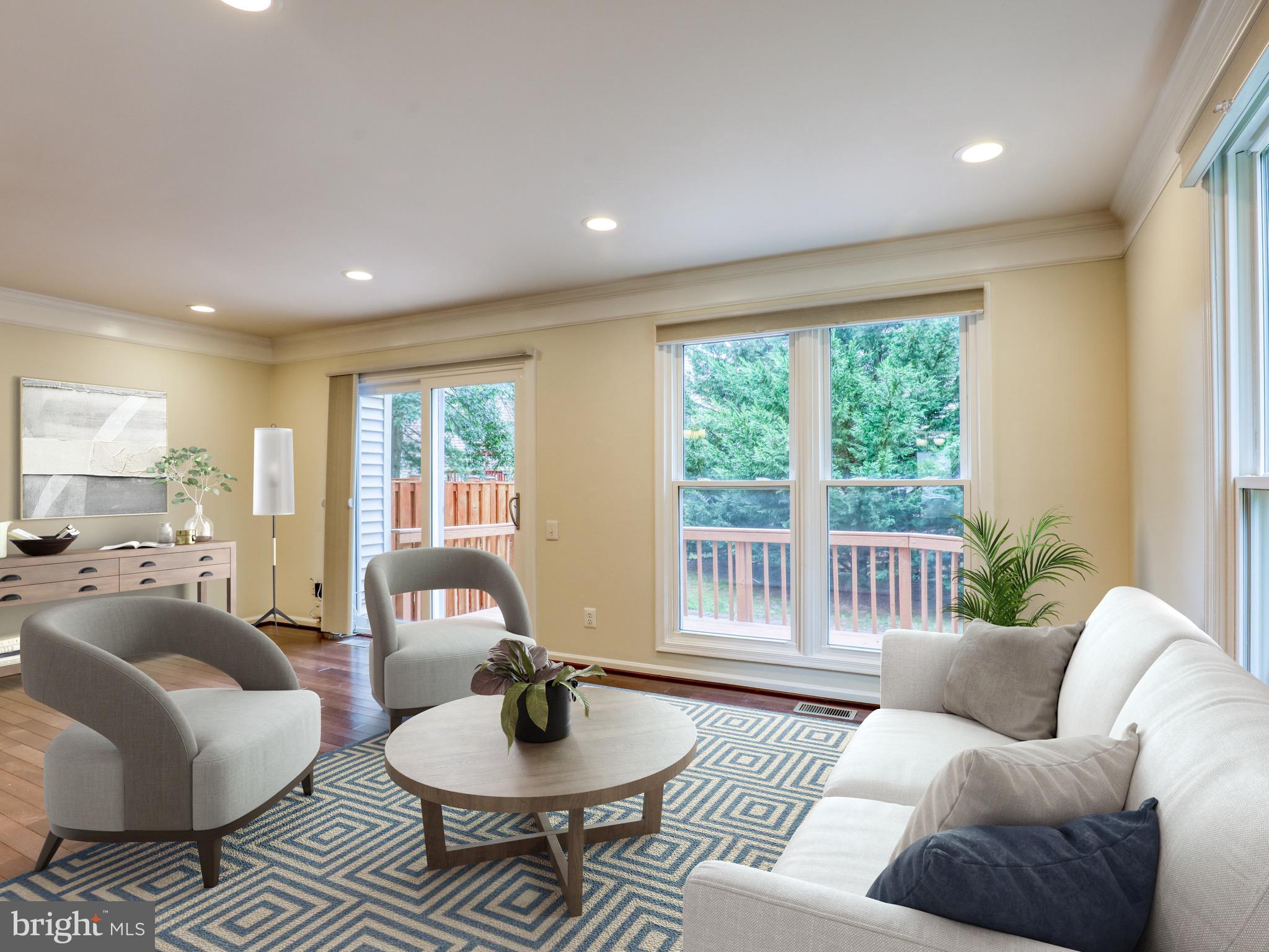 43884 Laburnum Square Ashburn, VA 20147 - Photo 4 of 23 Virtually Staged