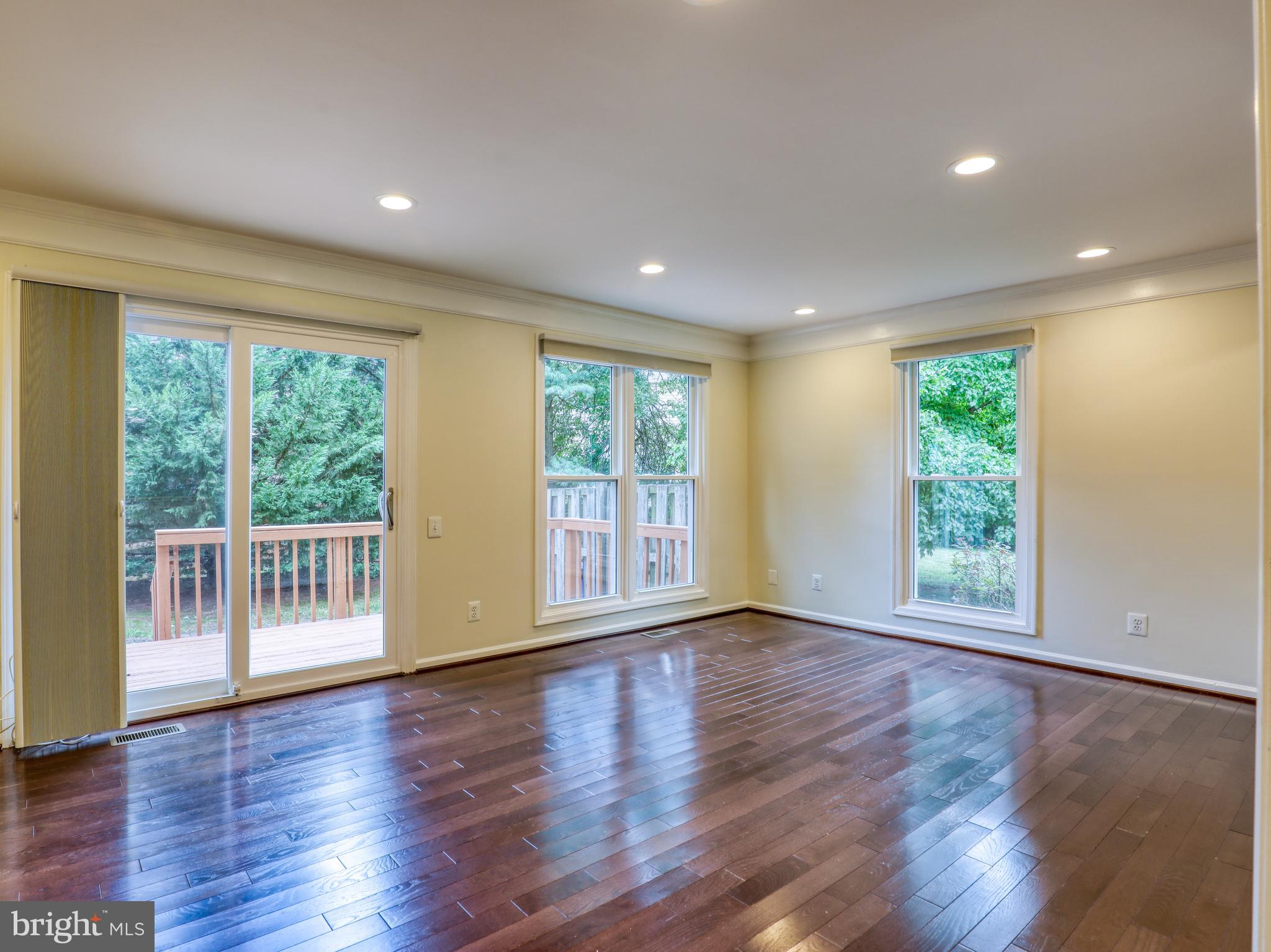 43884 Laburnum Square Ashburn, VA 20147 - Photo 6 of 23
