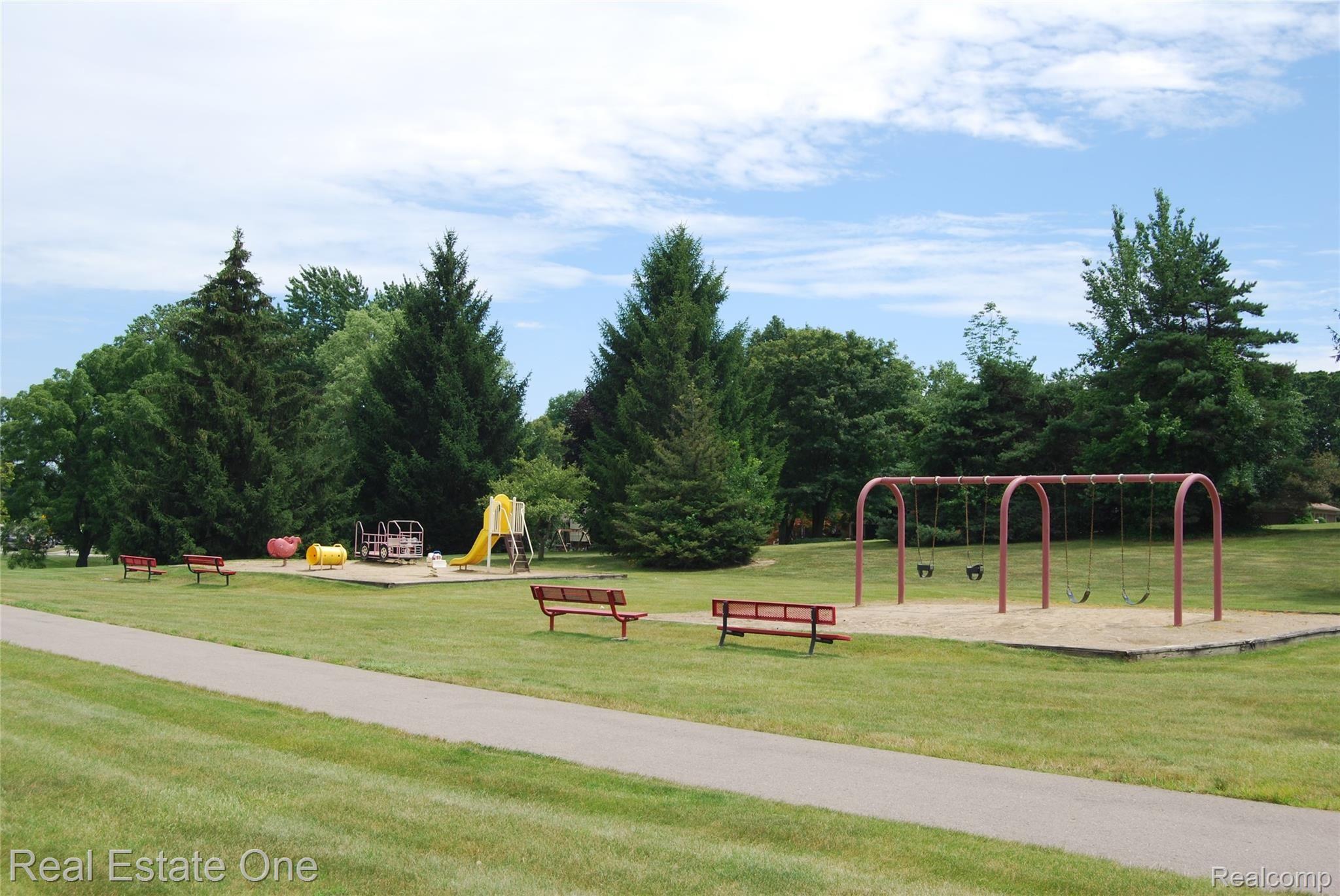 3028 Baypoint Drive Rochester, MI 48309 - Photo 35 of 40 SUBDIVISION PARK