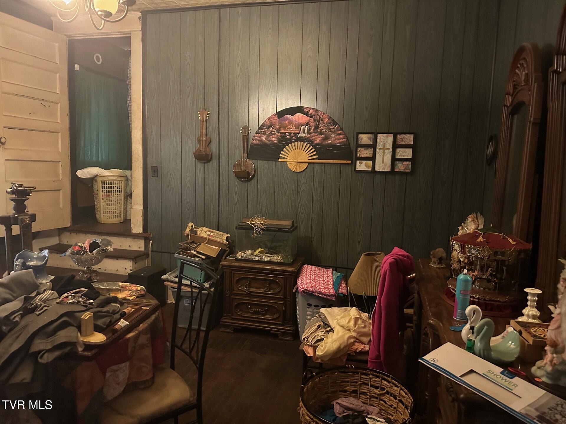 1472 Roda Road Appalachia, VA 24216 - Photo 8 of 23 4