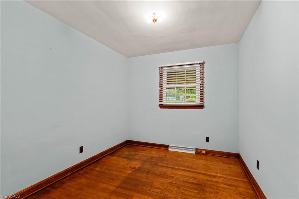 4106 Whitfield Road Winston-Salem, NC 27105 - Photo 15 of 25 Bedrrom 1