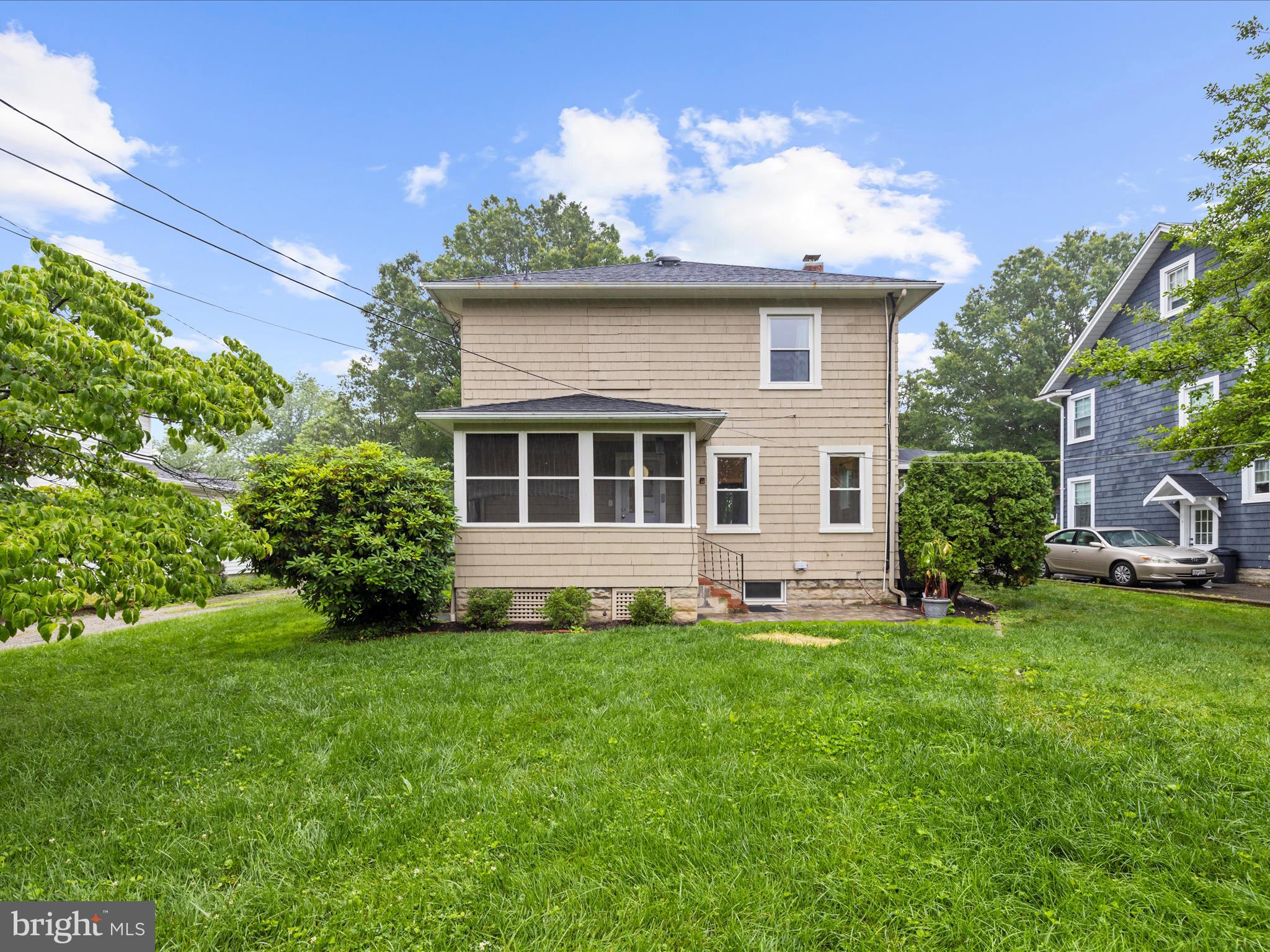 112 Homewood Road Linthicum Heights, MD 21090 - Photo 39 of 44 a front view of a house with a yard