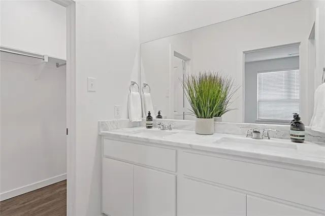 $1,500 | 1301 South Belle Avenue, Denison, TX 75021