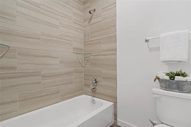 $1,500 | 1301 South Belle Avenue, Denison, TX 75021