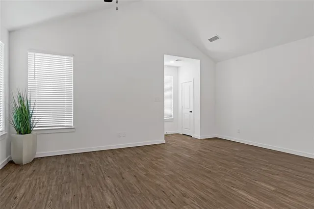 $1,500 | 1301 South Belle Avenue, Denison, TX 75021