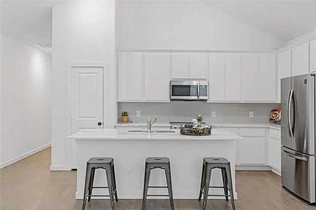 $1,500 | 1301 South Belle Avenue, Denison, TX 75021