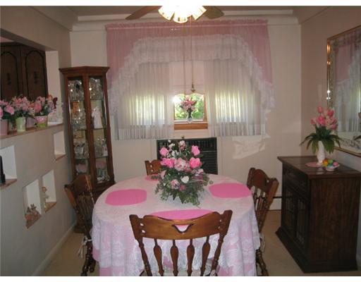 Dining Room. 