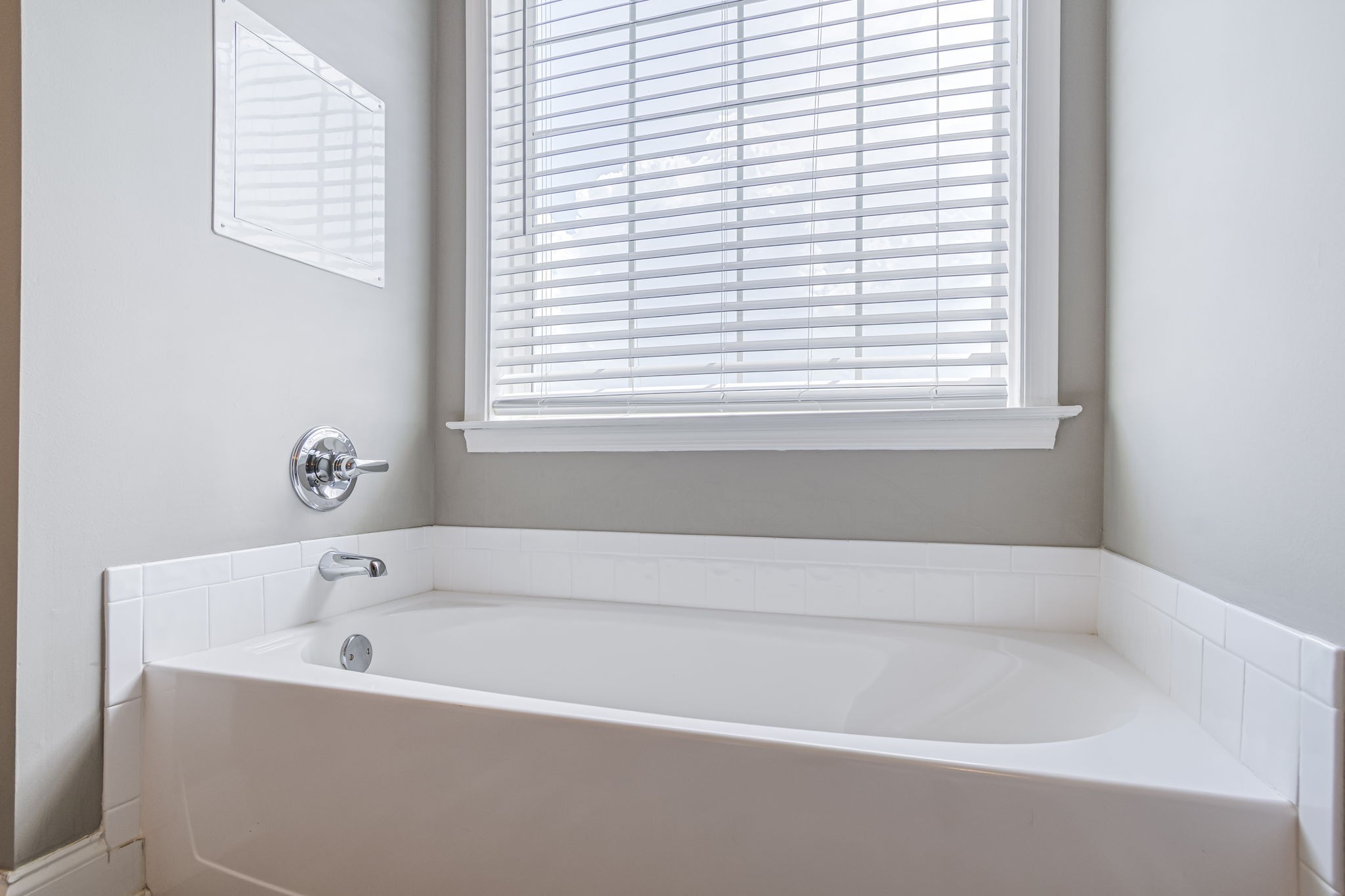 3137 Southall Road Franklin, TN 37064 - Photo 31 of 51 a white bath tub sitting next to a window