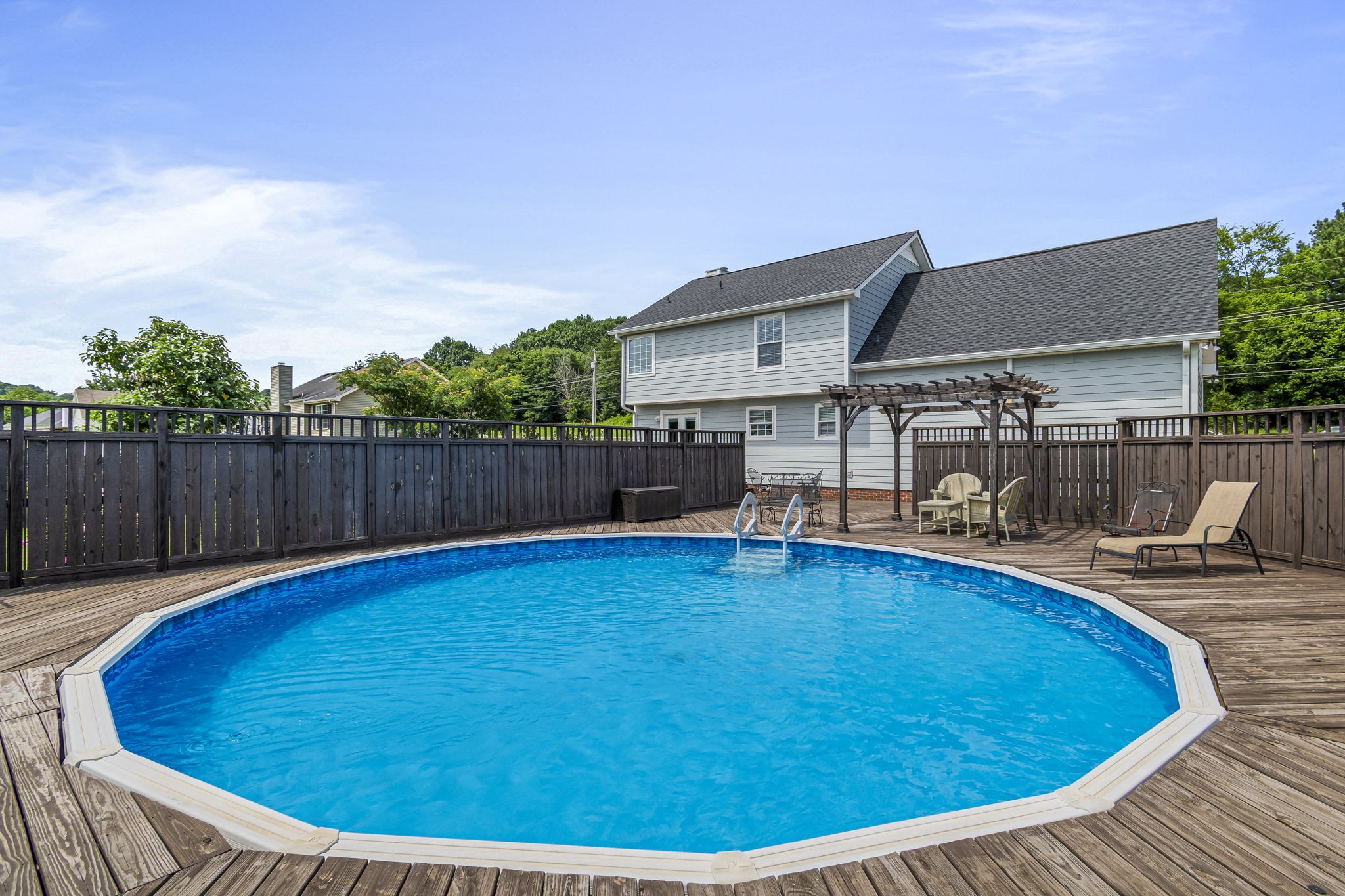 3137 Southall Road Franklin, TN 37064 - Photo 38 of 51 a view of a swimming pool with a patio