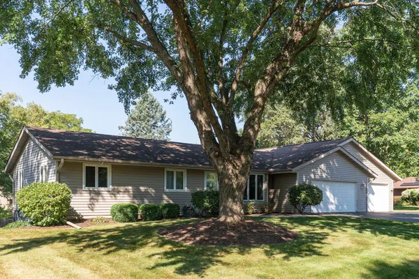 $370,000 | 8628 Byron Hills Drive, Byron, IL 61010