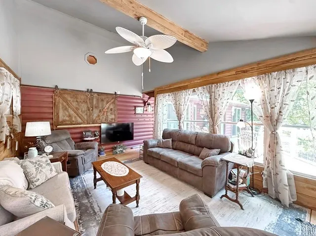 $245,000 | 19332 River Lane, Wheatland, MO 65779