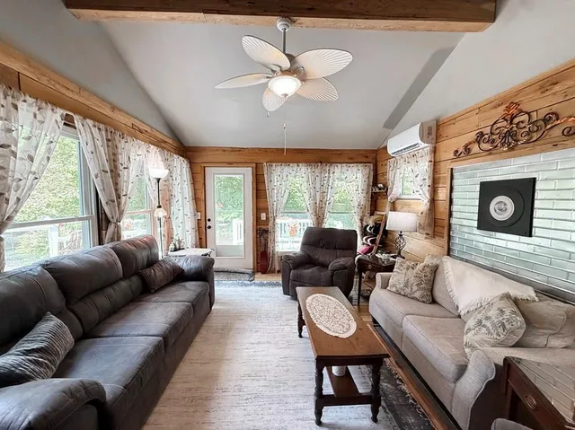 $245,000 | 19332 River Lane, Wheatland, MO 65779