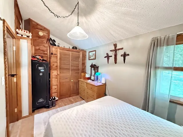 $245,000 | 19332 River Lane, Wheatland, MO 65779