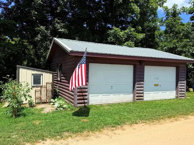 $245,000 | 19332 River Lane, Wheatland, MO 65779