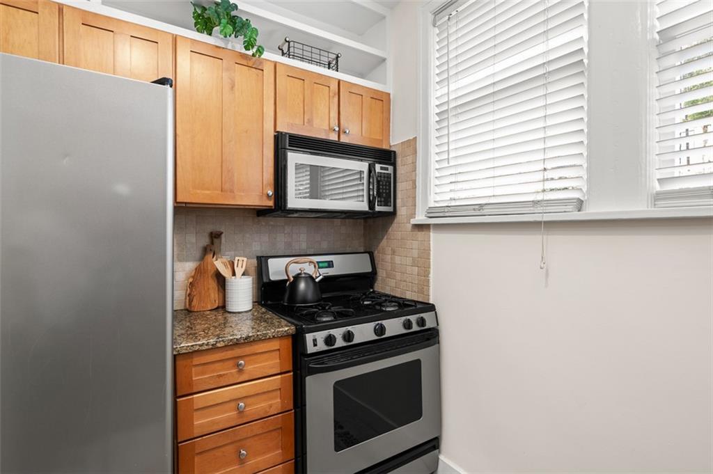 677 Somerset Terrace Northeast, Unit 5D Atlanta, GA 30306 - Photo 30 of 43
