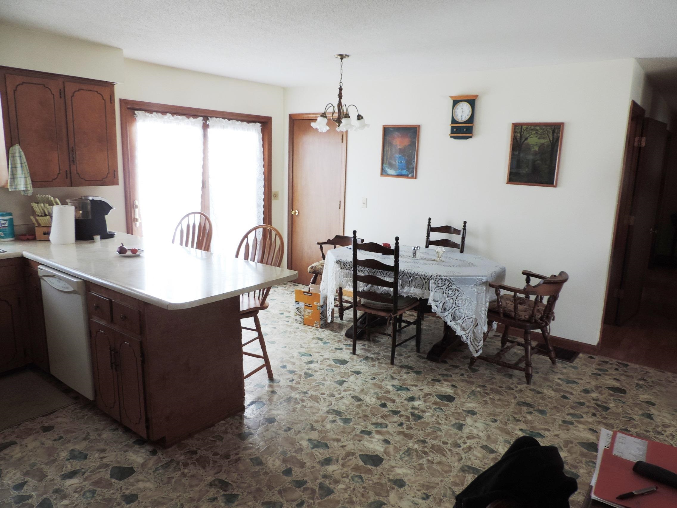 1271 Cross Road Newport Town, VT 05857 - Photo 7 of 21 Gallery Image 7