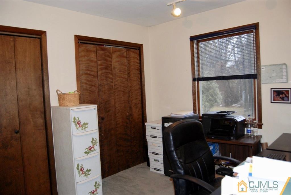 20 Ryan Road Edison, NJ 08817 - Photo 11 of 17 Gallery Image 11