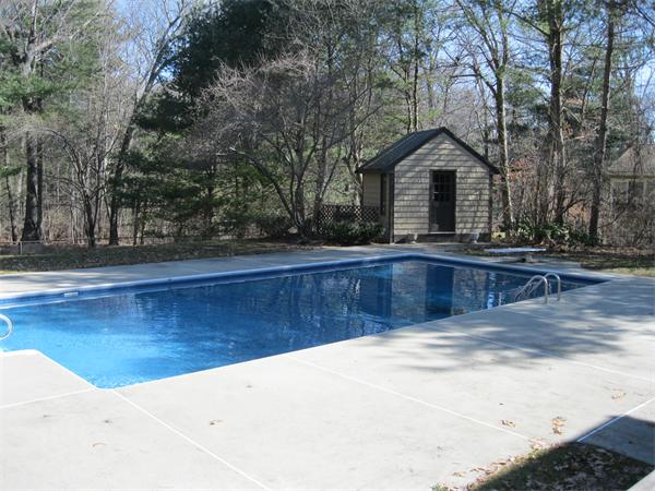17 Aqueduct Road Natick, MA 01760 - Photo 14 of 15 Gallery Image 14
