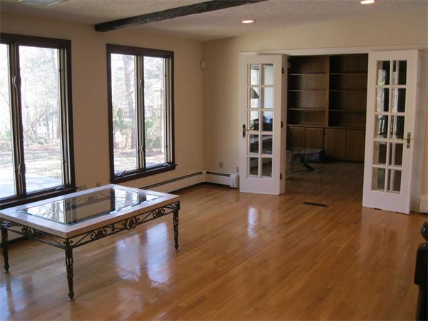 17 Aqueduct Road Natick, MA 01760 - Photo 10 of 15 Gallery Image 10
