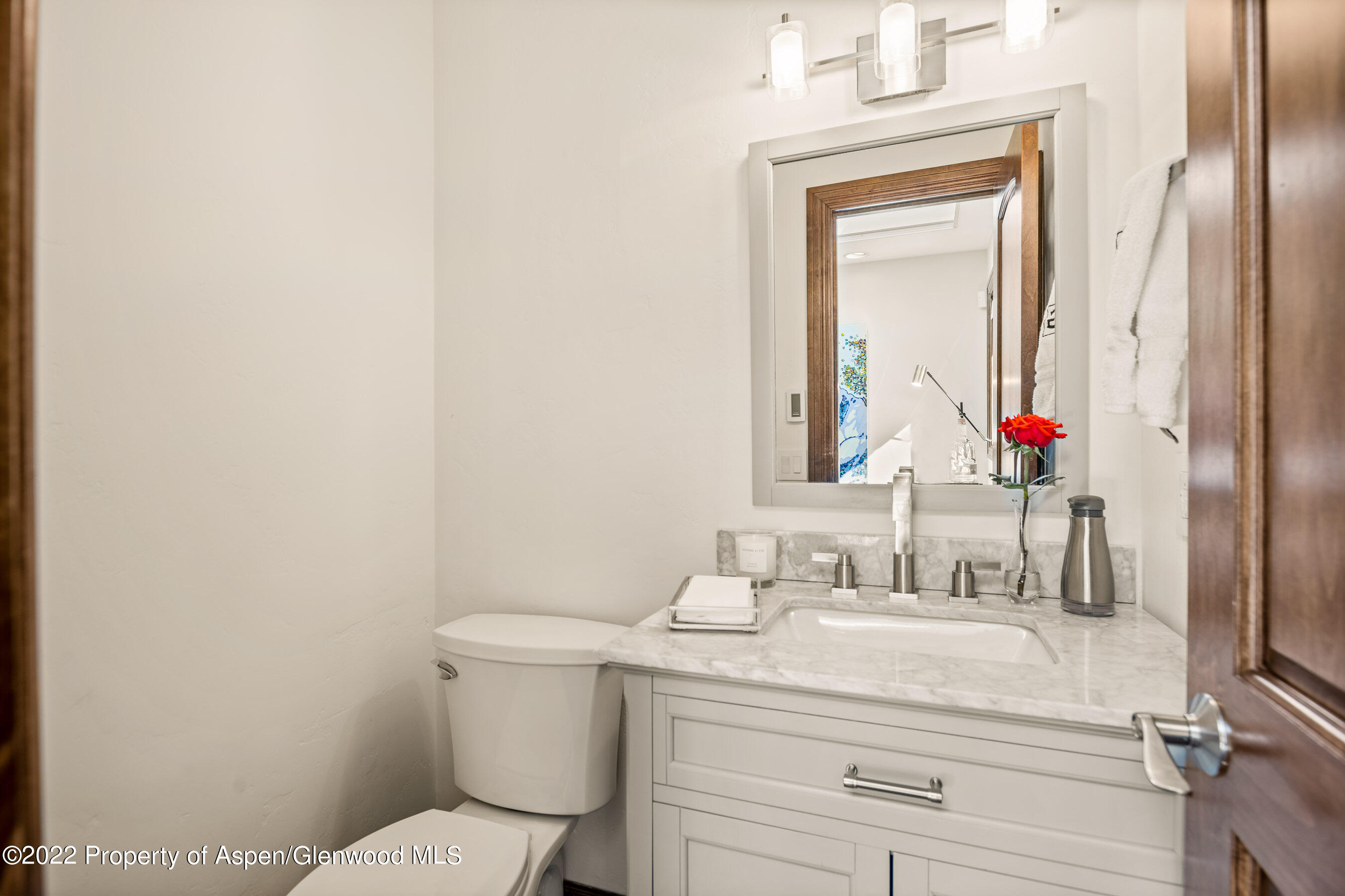 70 Meadow Ranch Road Snowmass Village, CO 81615 - Photo 11 of 30 Powder Room