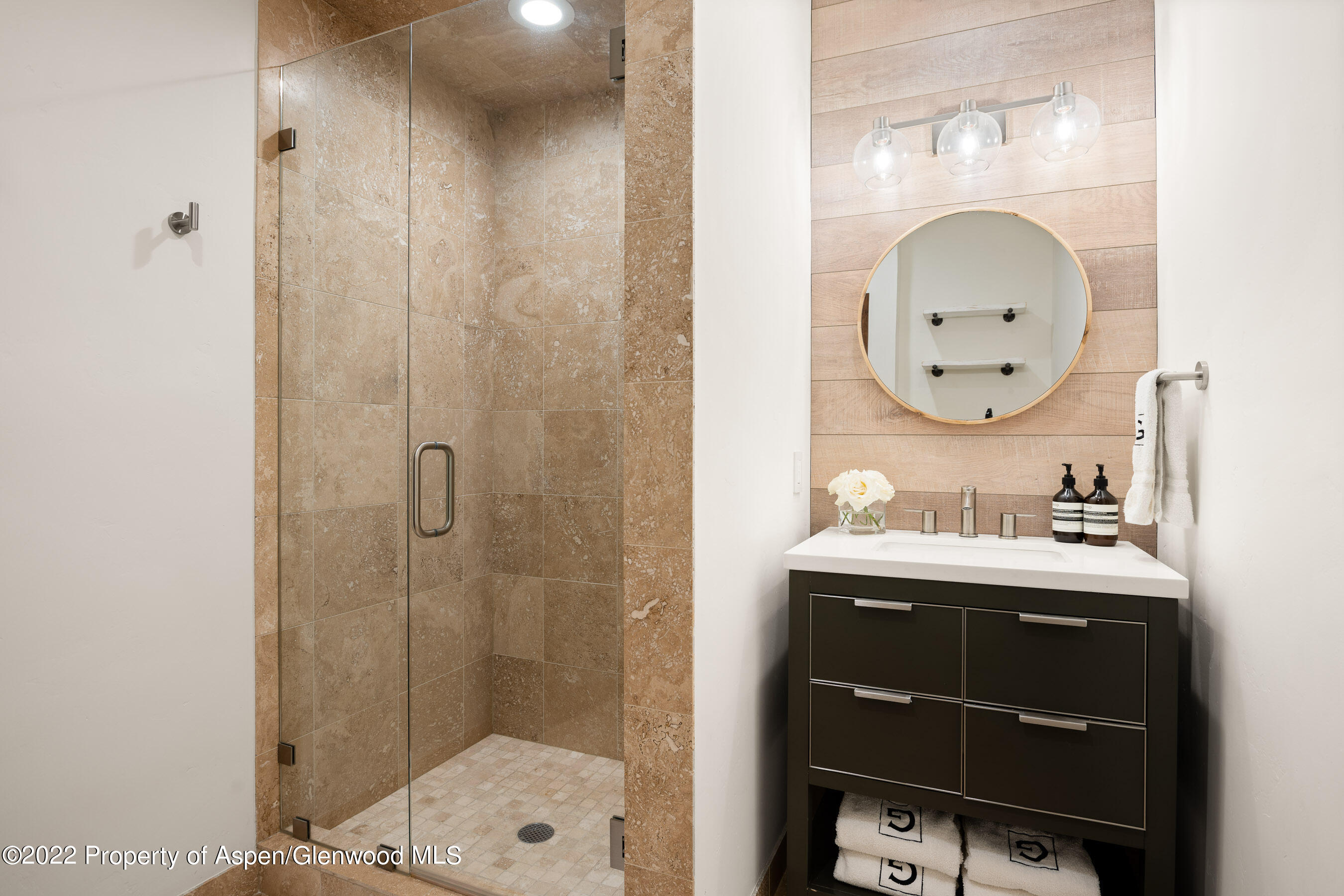 70 Meadow Ranch Road Snowmass Village, CO 81615 - Photo 21 of 30 Downstairs Full Bathroom