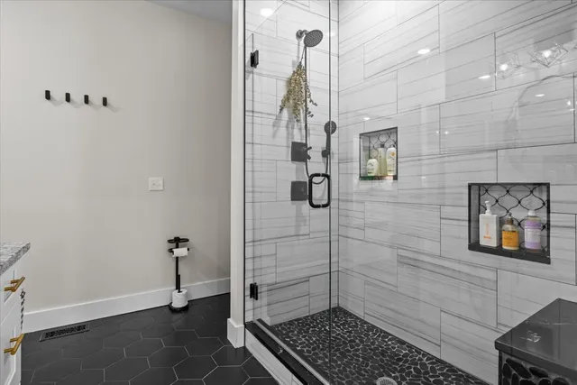 $404,900 | 6717 Pilot Lane, Lyles, TN 37098