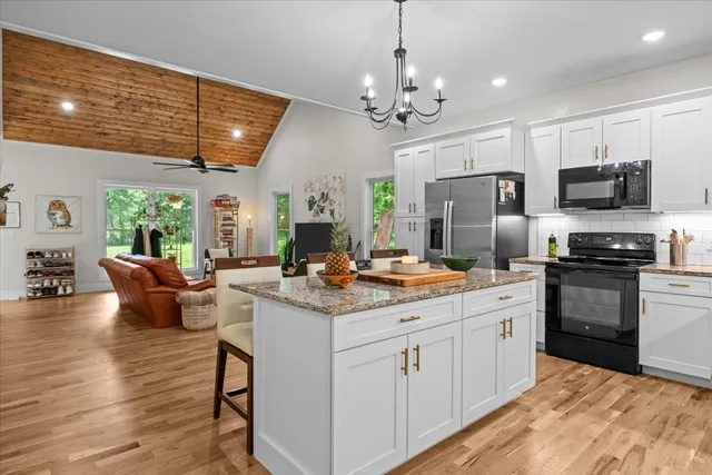 $404,900 | 6717 Pilot Lane, Lyles, TN 37098