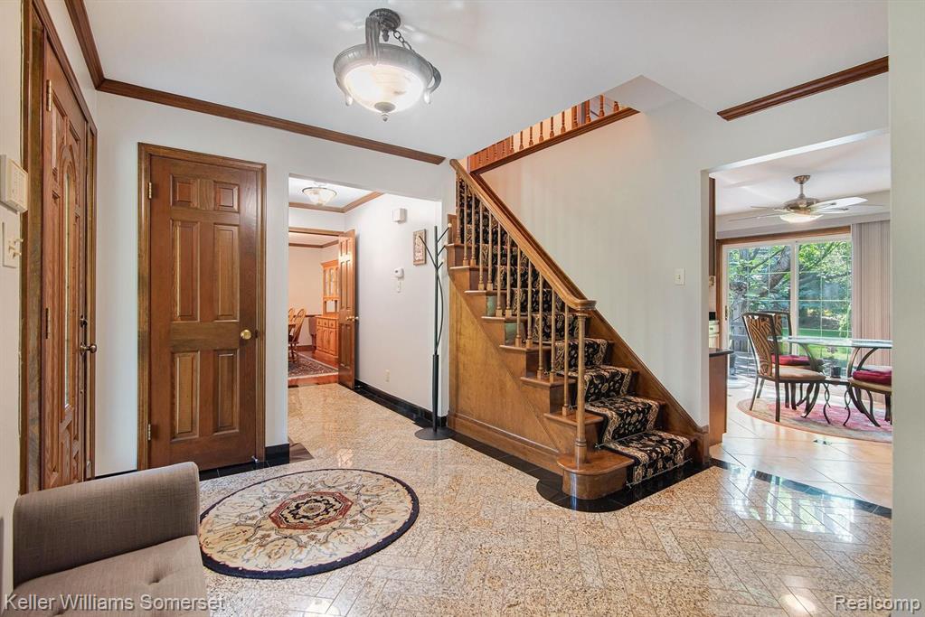 2931 West Avon Road Rochester Hills, MI 48309 - Photo 4 of 49