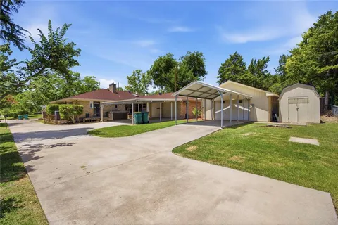 $369,500 | 1425 Vicki Lane, Cedar Hill, TX 75104