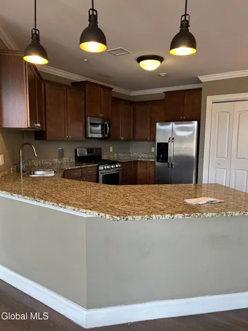 $400,000 | 17 Chapel Street, Unit 602, Albany, NY 12210